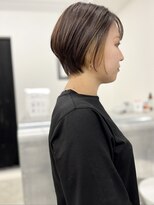 ケプカ(KEPKA)&nbsp;ショートボブ イヤリングカラー ベージュ