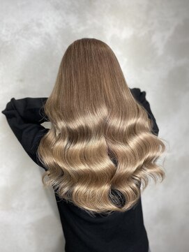 アルマバイロサ(ALMA by ROSA) ハイミルクティーベージュ/担当:【ギャル仙人】RENTA