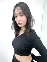 くびレイヤー前髪エモージュ小顔レイヤーカットグレーベージュ