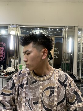 メリケンバーバーショップ フクオカ(MERICAN BARBERSHOP FUK) ハイライトマッシュパーマウルフアッシュブラック