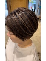 トーン 上大岡(tone.)&nbsp;ショート×ハイライト【岩木菜々】