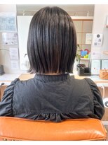 エスバイラッシュ(es by rush) 切りっぱなしボブ