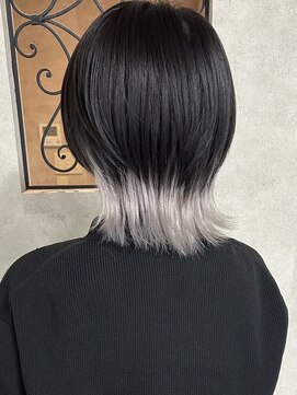 ルノン シェリー(LUNON cheliy) ホワイトカラー/インナーカラー/ウルフカット/ハイトーン/韓国