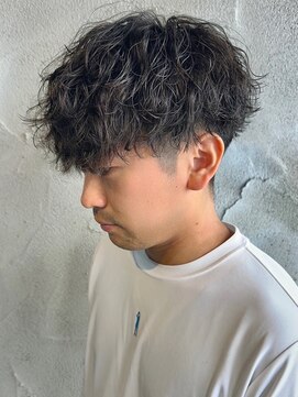 ニアウ 伊勢崎連取店(Niau) 波巻きスパイラルパーマツイストスパイラルパーマシャドウパーマ