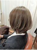 やわらかオリーブグレージュ