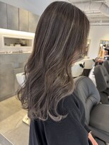 マルフェ 天王寺(marfe)&nbsp;白髪ぼかしグレージュハイライトミディアム透明感カラー