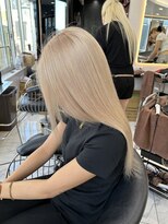 ラピス 渋谷本店(Lapis) ホワイトブロンド、ミルクティーブロンド