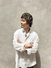 隅中秀弥/ Instagram@_White_hide