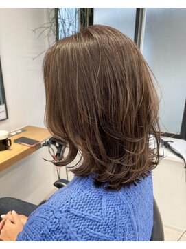 ロマリア 青山 南青山(Lomalia) 【Lomalia青山】シルキーベージュ×レイヤーボブ