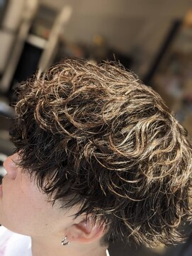 アールイー(Re) 波巻パーマ