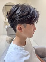 クレビアテン(CreBiA ten_)&nbsp;センターパート　フェザーパーマ　ニュアンスパーマ