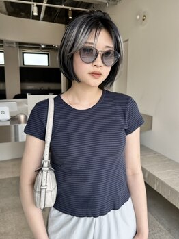 ステン(sten)の写真/人気のダブルカラー/ハイライトも高級ケアブリーチカラーで上品なスタイルを提案します