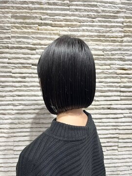 ビスイル 秋葉原店(Vis ill) 大人綺麗カラーブラック