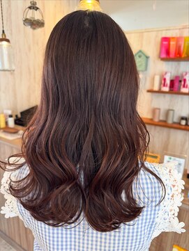 サリュー バイ イザ(Salut by IZA) ピンクパープルカラー似合わせカットセミロング