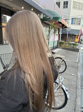 フランク 伊丹店(i's FRUNC)&nbsp;【ブリーチ ダブルカラー】ミルクティーベージュ