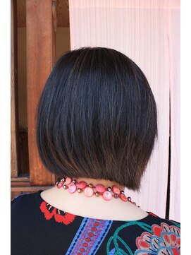 やよい美容室 大人ショートヘア