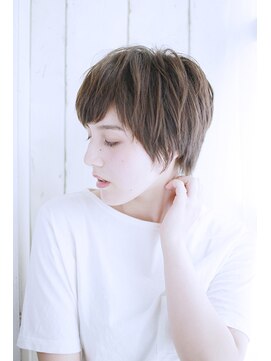 トレス プラス エヌ(TRESS+n) 20代30代40代　ひとくせショート【堅田】
