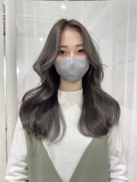 レビジュヘアー 桂店(LEVIJU HAIR) 韓国風　センターパートのレイヤースタイル