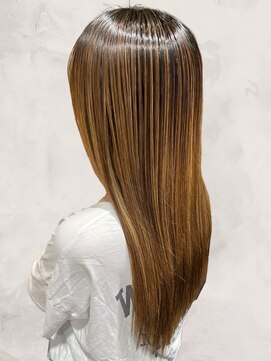 シンリア(ShinLia) 20代30代40代大人可愛いミルクティーベージュハイライト