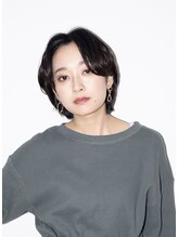 抜け感×ショートウルフ