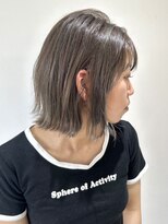 フォーク FOLK&nbsp;【FOLK】透明感シルバーグレー☆似合わせ外ハネ切りっぱなしボブ