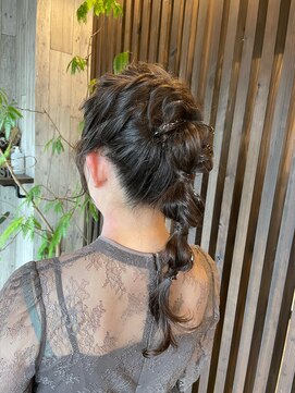 イスト(hair salon ist) 結婚式セット　ポニーテール　シニヨン　アレンジ　まとめ髪