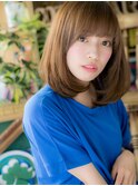 レイヤーミディアム斜めバングパールベージュh3大宮20代30代40代