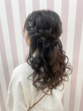 ゴート アミティ(G.O.A.T AMITY) ガーリースタイル/心斎橋/ヘアメ/セットサロン