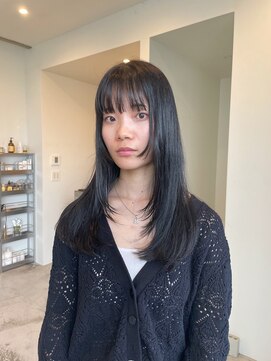 シータ(CITA) たっぷりレイヤー+ステップカット