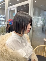 エクリジユウガオカ(equri Jiyugaoka)&nbsp;【自由が丘】前下がりボブ
