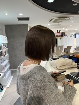 エアー 青山(AIR) ミニボブ/暗めカラー/オリーブベージュ/10代.20代.30代