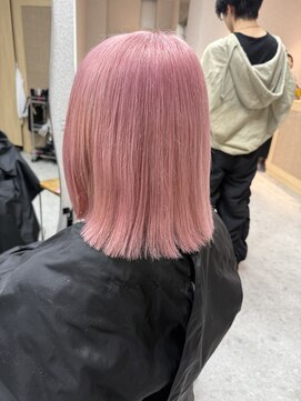 天神美容室 【KASUMI天神美容室】ピンクハイトーン×海外レイヤー