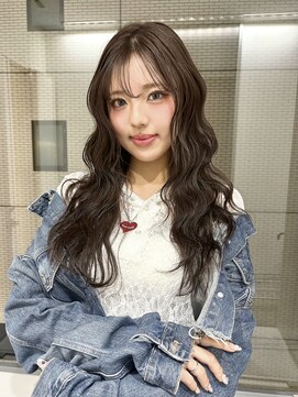 ユーフォリア 渋谷グランデ(Euphoria SHIBUYA GRANDE) オリーブベージュ　赤み消し　顔周り　海外ヘア　レイヤー