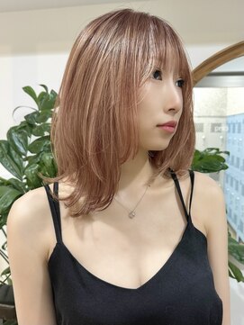 サンク 原宿 表参道(cinq) ★ミルクティーピンクベージュミディアムレイヤーカット長めボブ