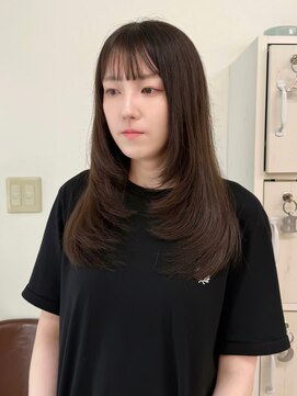 ルーナ(Luna) 内巻き　丸みレイヤーカット