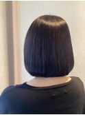品よくまとまる美シルエットボブ