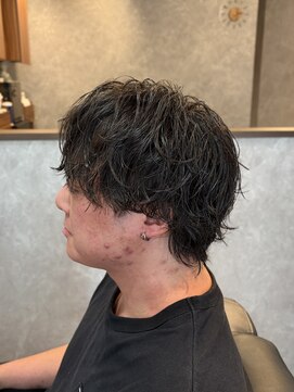 ザ クラン バイ ヘッドライト 仙台長町店(THE CLAN by HEADLIGHT) 【大人っぽく垢抜け】ウルフベース×シャドウパーマ