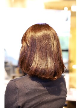 アドミラル ベー ヘアーデザイン(Admiral b Hair design) ミセスの為のツヤツヤグレイカラー