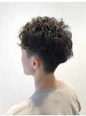 ソフトツーブロックくせ毛風パーマ
