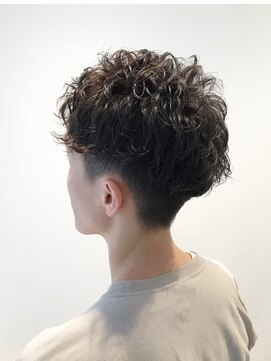 サニーズ(SUNNY'S by CONKS) ソフトツーブロックくせ毛風パーマ