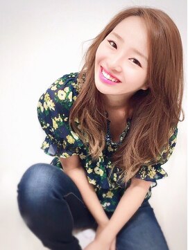 リノ(Lino) ナチュラルセミロング