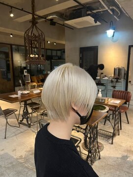 ロジッタ(ROJITHA) 【ROJITHA表参道原宿】ホワイトベージュ×ケアブリーチ