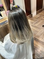 イチゴ 本郷通り店(ICH GO)&nbsp;ホワイトバレイヤージュ