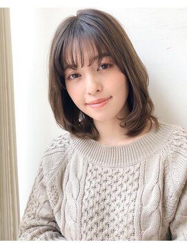 エアー 横浜(AIR) 【湯田】柔らか質感、内巻きミディアム