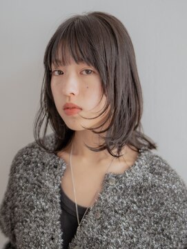 ベンジー 学芸大学店(benji) ミディアムウルフでおしゃれ女子 2