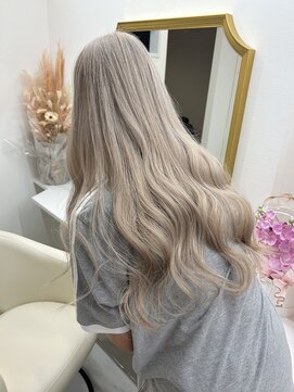 ララ(LARA) ホワイトブロンド