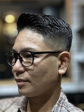 オトコデザイン(OTOKO DESIGN) サイドパート　フェード　メンズ