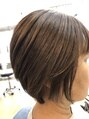 シーズンズ(SEASONS)&nbsp;レイヤーを入れた軽いショートボブ