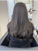 栄艶髪アッシュフェミニンレイヤーヘア