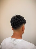 リチウム(Lithium)&nbsp;〈男らしさの頂点〉七三フェード×ルーズパーマ